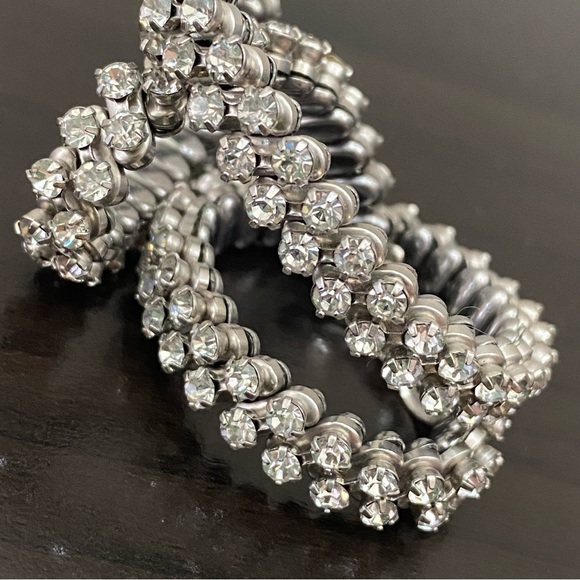 Vintage Clear Rhinestones Silver-tone Expandable Choker Necklace - Picture 10 of 16